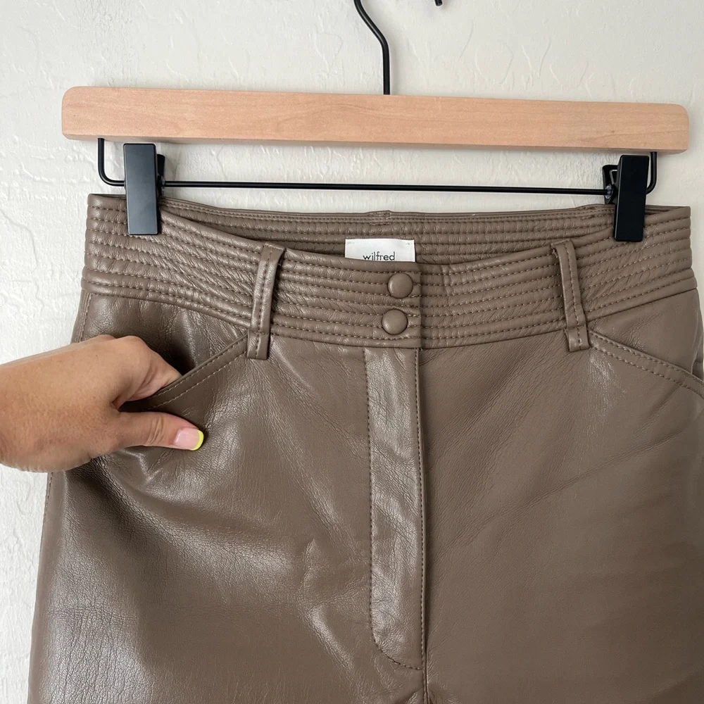 Aritizia Wilfred faux leather high rise pants 6 - Picture 8 of 13